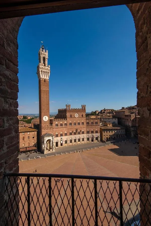 Torre Di Roccabruna Siena Apartment