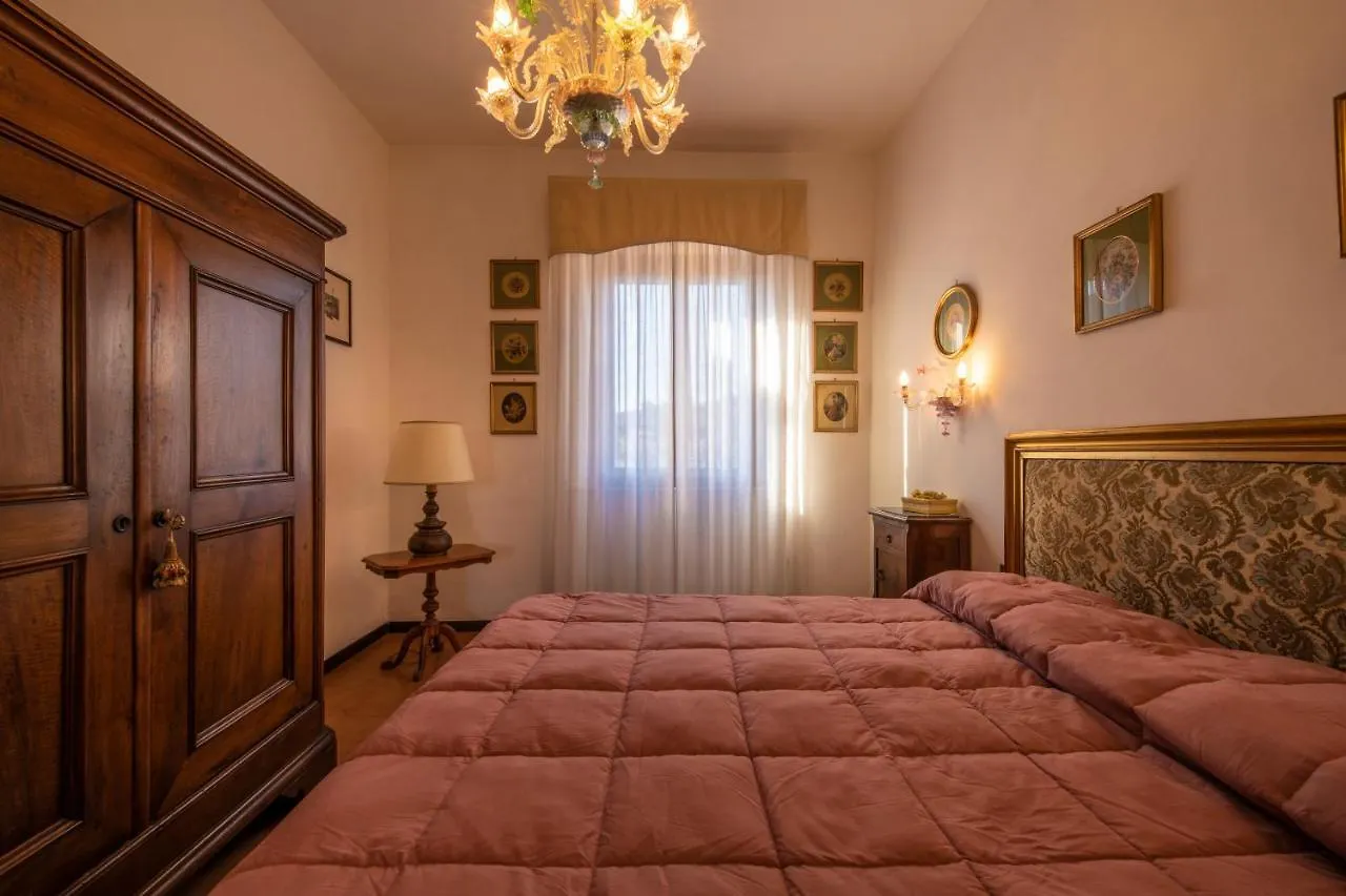 Torre Di Roccabruna Siena Apartment 0*,  Italy